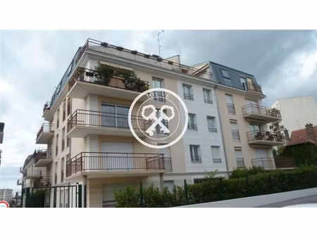 saint andre les vergers - appartement t3 en rdj avec parking