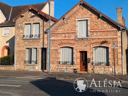 vente maison 11 pièces 198.25 m² à chalons-en-champagne (51000)  185 000 €