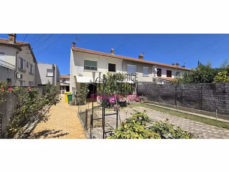 vente maison 5 pièces 86 m² à avignon (84000)  192 600 €