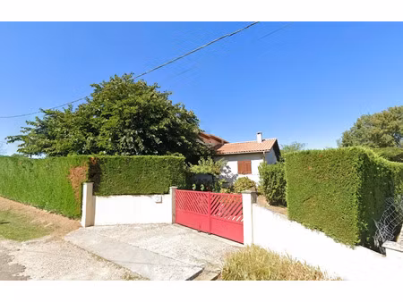 vente maison 4 pièces 135 m² à saint-ciers-d'abzac (33910)  210 000 €