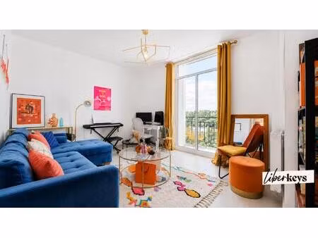 tours – place anatole france – vue panoramique sur la loire