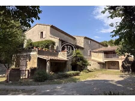 villa uzès - 6 chambres - 411m²