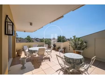 appartement l'isle-sur-la-sorgue - 2 chambres - 130m²