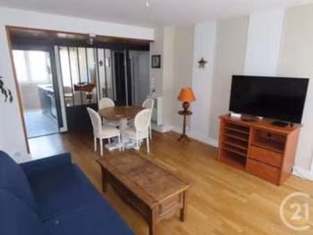 location appartement 2 pièces à fougères (35300) : à louer 2 pièces / 44m² fougères
