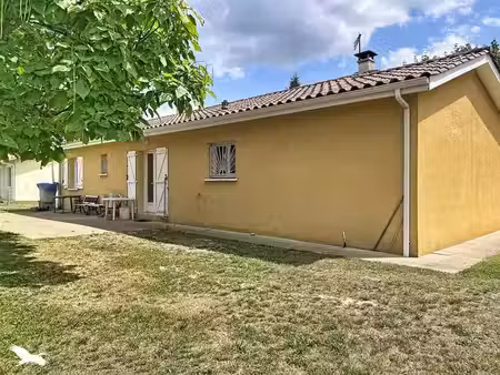 vente maison 4 pièces 100 m² à saint-yaguen (40400)  223 650 €