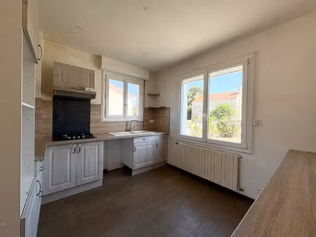 vente maison 4 pièces  91.00m²  nalliers