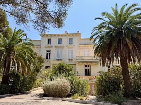 appartement avec jardin privatif dans la prestigieuse villa palladio