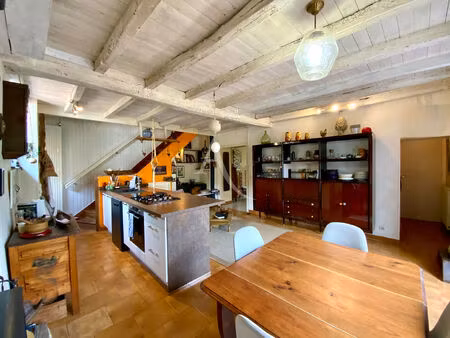 vente maison 6 pièces  145.00m²  pons