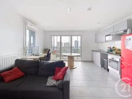 vente appartement 3 pièces à nantes (44000) : à vendre 3 pièces / 64m² nantes