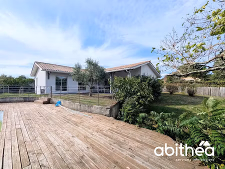 vente maison 4 pièces 135.94 m² à savignac-de-l'isle (33910)  323 000 €