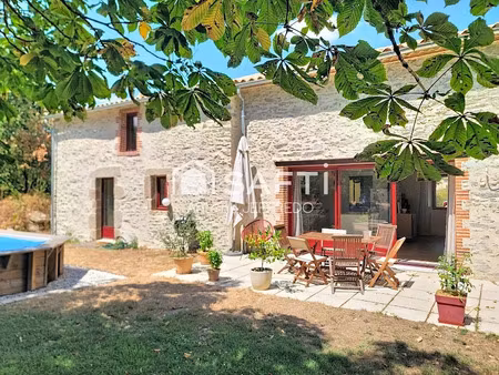 vente maison 5 pièces 142 m² à les brouzils (85260)  349 000 €