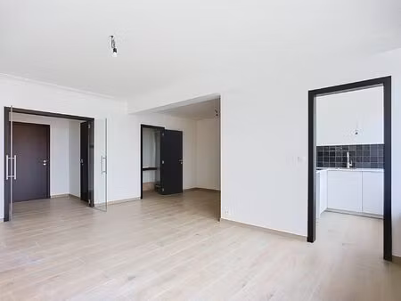 appartement à louer à quai paul van hoegaerden 2 liège (vbe48205)