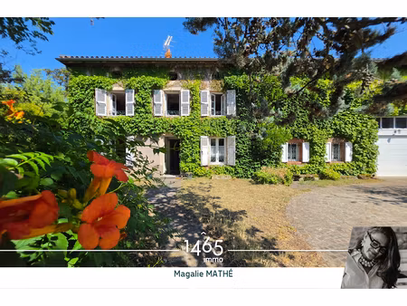 vente propriété 10 pièces 280 m² à peschadoires (63920)  390 000 €