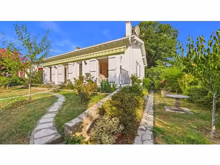 vente maison 4 pièces 95 m² à cambo-les-bains (64250)  410 000 €