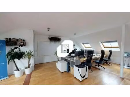 location bureaux 165 m²