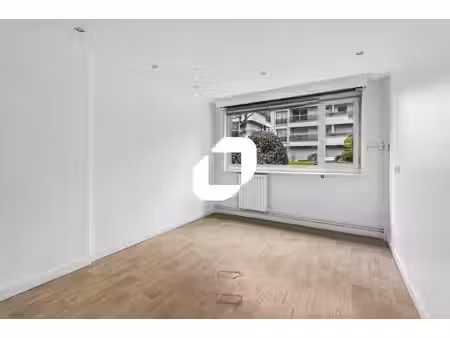 location bureaux 400m²