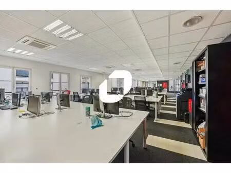 location bureaux 260 m²