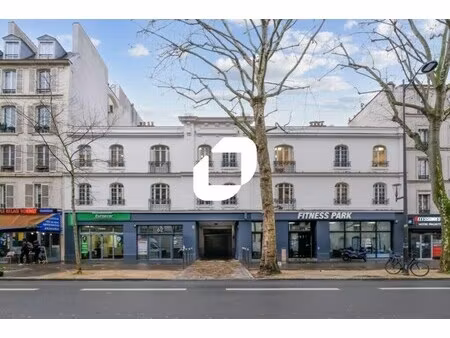 location bureaux 1 141 m² à 2 761 m²