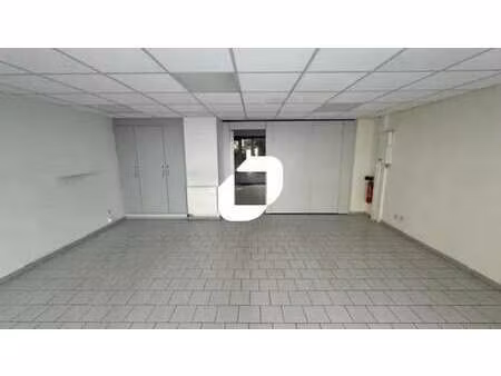 location bureaux 56 m²