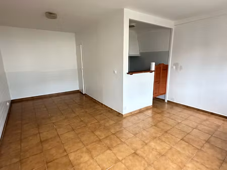 studio avec place de parking