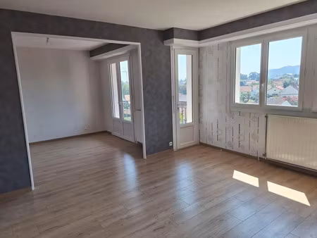 vente appartement 3 pièces 68m2 jurançon 64110 - 139000 € - surface privée