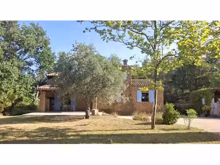 maison familiale avec piscine et vue dégagée à vendre - drôme provençale