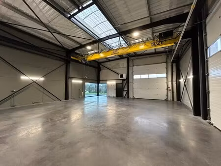 location local d’activités saint nazaire 44600 390m²