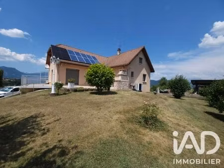 maison de campagne à monestier-du-percy (38930)
