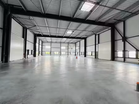 vente local d’activités donges 44480 1480m²