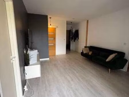 location appartement 3 pièces meublé à bordeaux (33000) : à louer 3 pièces meublé / 66m² b