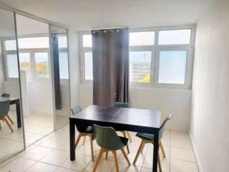 location appartement 3 pièces meublé à ris-orangis (91130) : à louer 3 pièces meublé / 55m