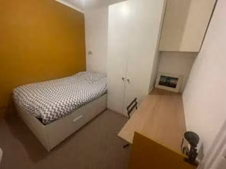 location appartement t1 meublé à marseille 1er (13001) : à louer t1 meublé / 9m² marseille