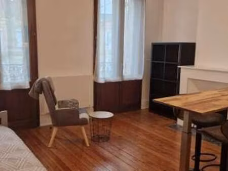 location appartement t1 meublé à montauban (82000) : à louer t1 meublé / 19m² montauban
