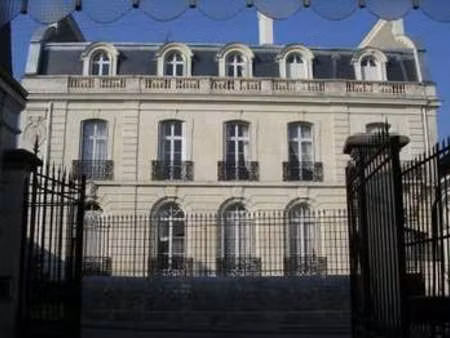 location appartement 6 pièces et plus à saumur (49400) : à louer 6 pièces et plus / 194m² 