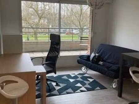 location appartement 2 pièces à valenciennes (59300) : à louer 2 pièces / 36m² valencienne