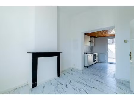 maison à vendre avec terrasse et 4 chambres   tournai (vbe48197)