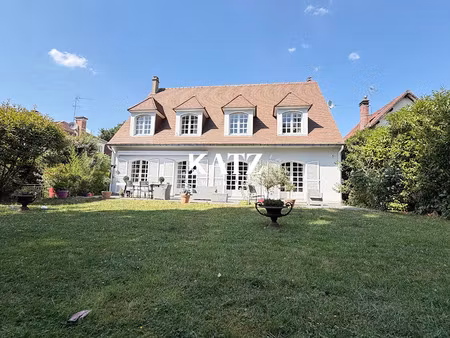 vente maison 8 pièces 204 m² à la celle-saint-cloud (78170)  1 395 000 €