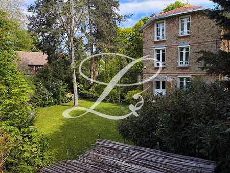 maison de luxe à vendre dans le quartier napoleon
