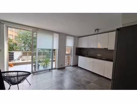 rare magnifique appartement avec terrasse. !