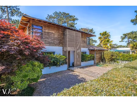 maison de luxe à vendre dans le quartier le moulleau-les abatilles