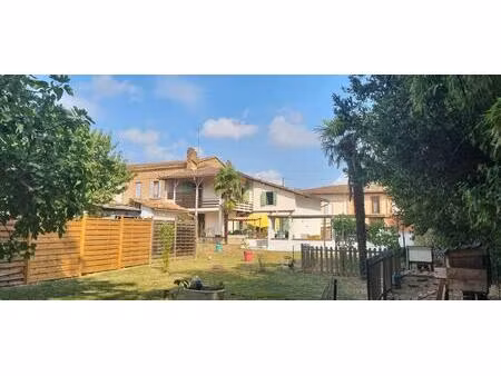 maison familiale entièrement rénovée à beaumont-de-lomagne