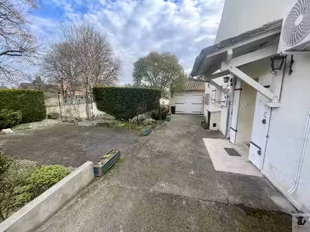 maison de village  proche bergerac  124m2  3ch  garage