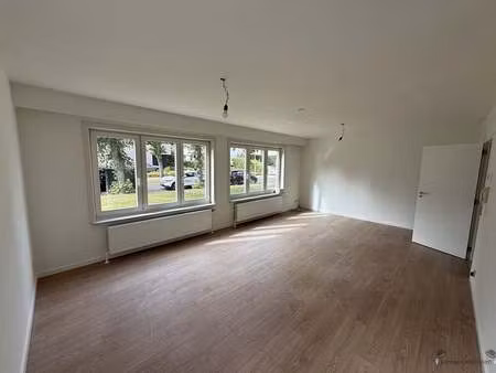 appartement à louer à hasselt € 960 (lqfeo) - janssen en janssen leopoldsburg | zimmo