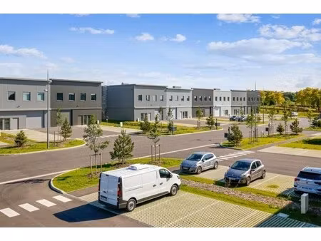 location local d’activités roissy en france 95700 383m²