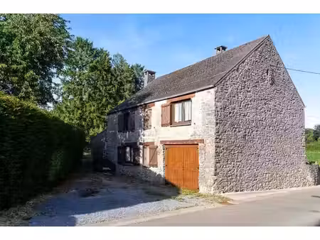 charmante maison en pierres 4 façades à rénover