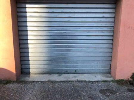 parking à louer