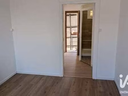 location appartement t1 à villenauxe-la-grande (10370) : à louer t1 / 30m² villenauxe-la-g