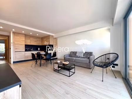 vente appartement 2 pièces 46 m² à cavalaire-sur-mer (83240)  329 000 €