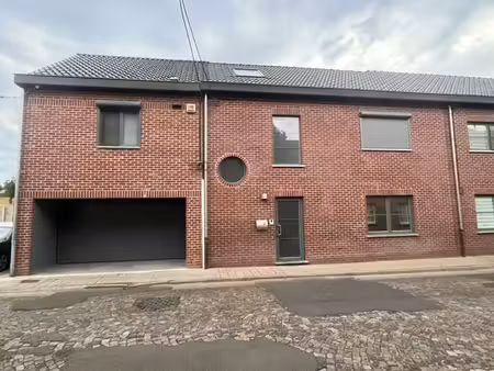 grande maison 3 façades-peb a - 5 chambres