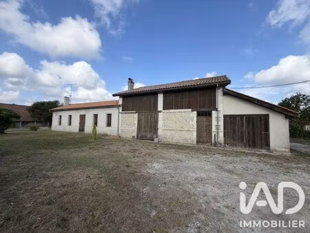 maison de village à saint-christoly-de-blaye (33920)